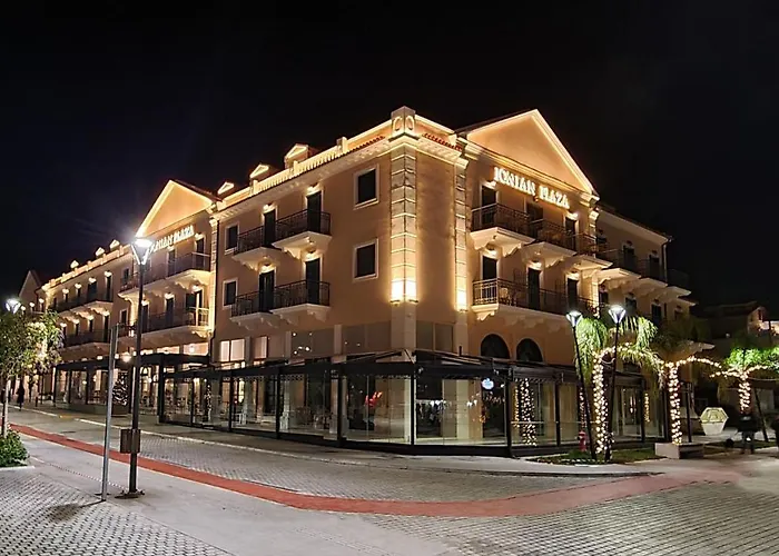 호텔 Ionian Plaza & 4*