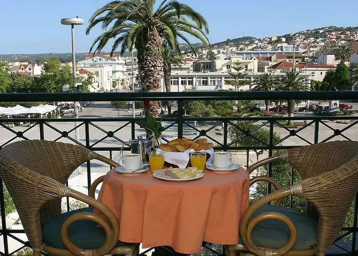 호텔 Ionian Plaza & 4*