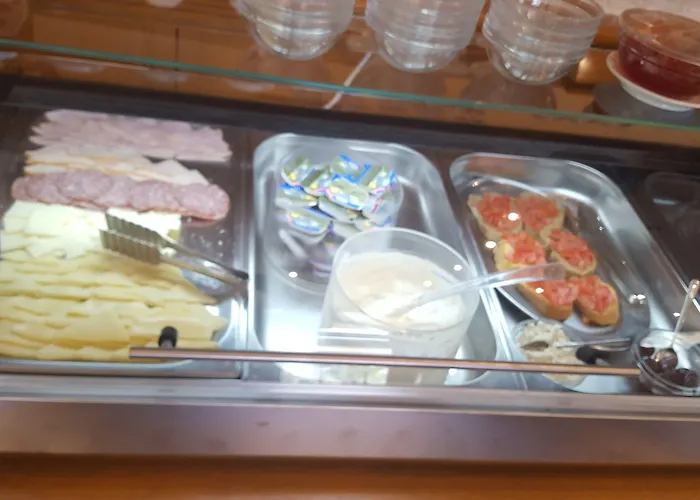 Ionian Plaza & 아르고스톨리온
