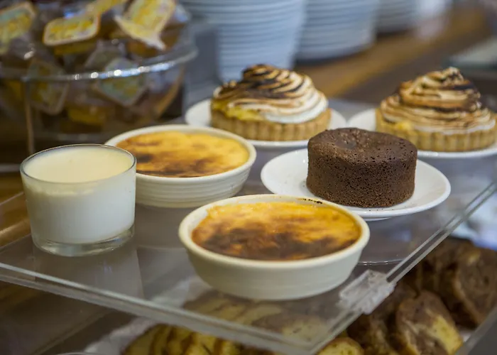 Ionian Plaza & 호텔 4*