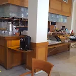 Hotel Ionian Plaza &