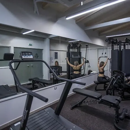 호텔 Ionian Plaza &